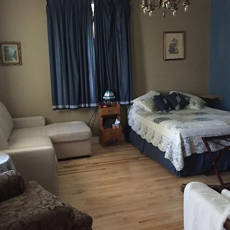 Gil Ann Bed & Breakfast Saint-Andre-Avellin Luaran gambar